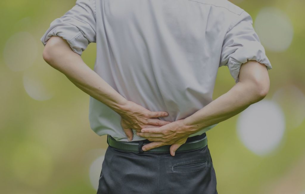 How to Know if Your Back Pain is Arthritis or a Spinal Disc Herniation